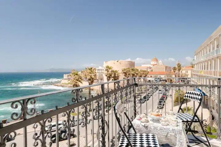 Romantic Liberty Apartment Алгеро Екстериор снимка